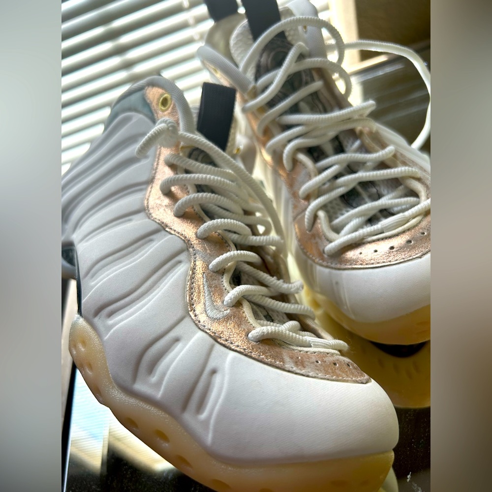 2018
Wmns Air Foamposite One 'Summit White'